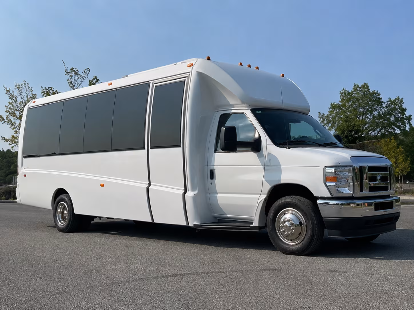 Columbus Prom & Homecoming Transportation onboard seating