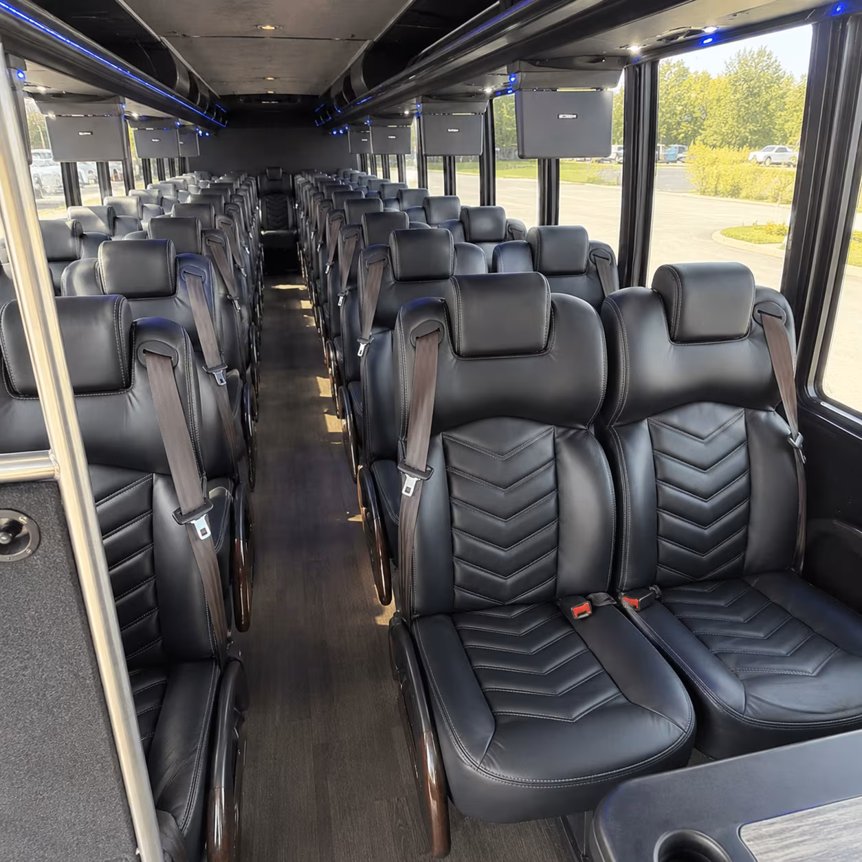 Hamilton Airport Shuttles & Transportation